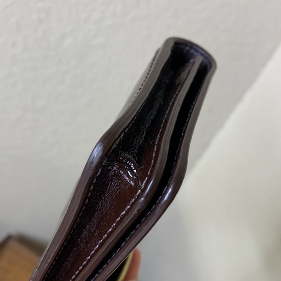 Coach Bleecker patent leather Chocolate Brown wristlet/clutch - Picture 4 of 10